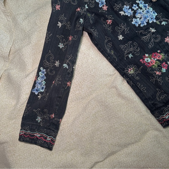 Denim&Co Dark Jean Jacket with Colorful Embroidery - Picture 3 of 12